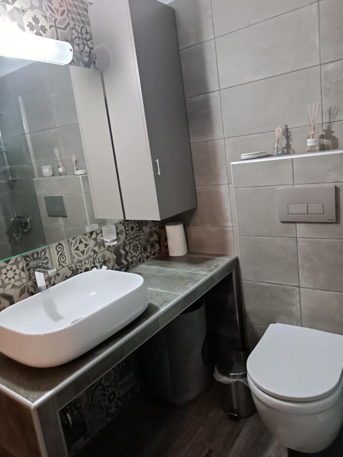 Giorgos Studio Trikala 外观 照片